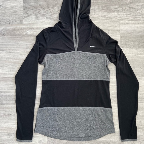 Nike Tops - Nike Dri-Fit Long Sleeve